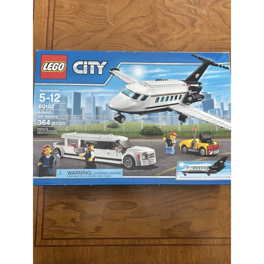 LEGO‎ City 60102 Airport VIP Service New Factory Sealed 5-12 364pcs Retired